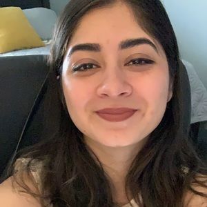 Meet your Posher, Zaineb